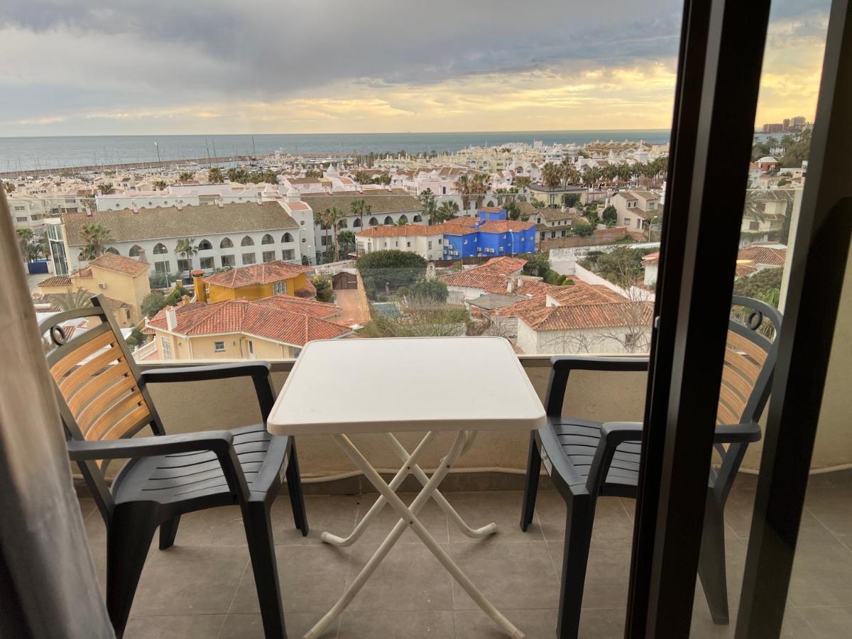 Apartment Sol Carihuela Torremolinos Eksteriør billede